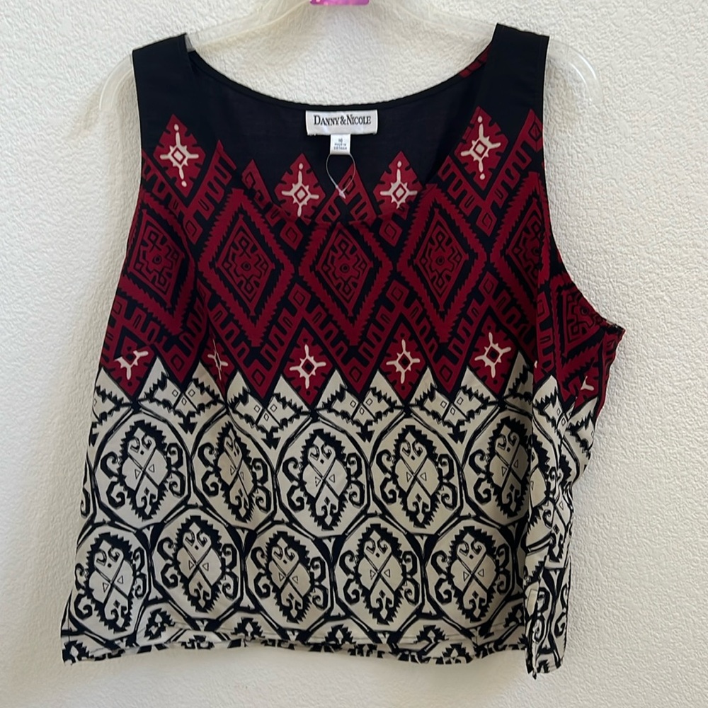 DANNY & NICOLE sleeveless multicolor top sz 16